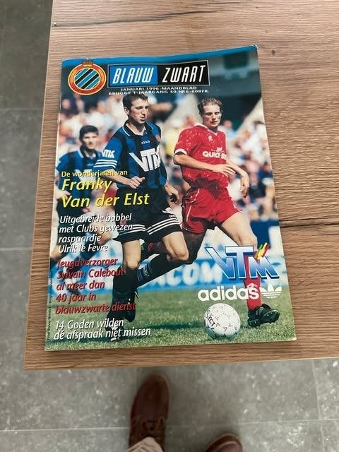 Blauw zwart 1996 Franky Van der Elst, Enlèvement ou Envoi, Livre ou Revue, Info@lkizw.fr, Comme neuf