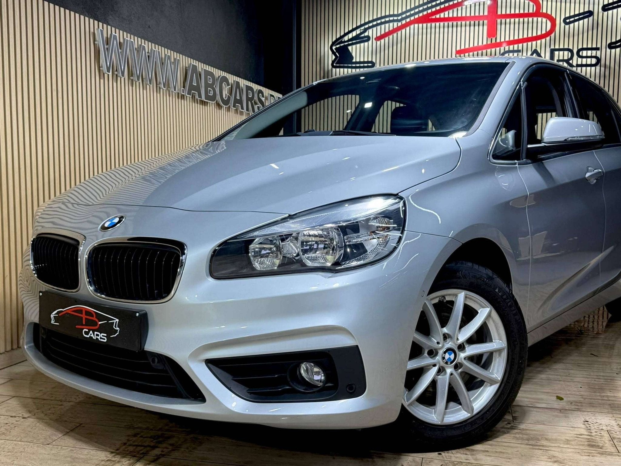 BMW 2 Serie 218 I Active Tourer * 1ER PROPRIÉTAIRE * GARANT, Auto's, 100 kW, Stof, Gebruikt, 136 pk
