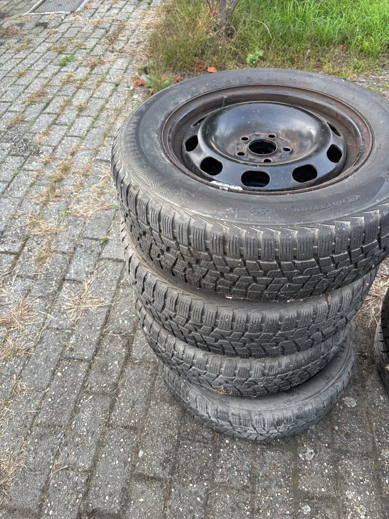 Winterbanden stalen velg 195/65 r15, Ophalen, Winterbanden