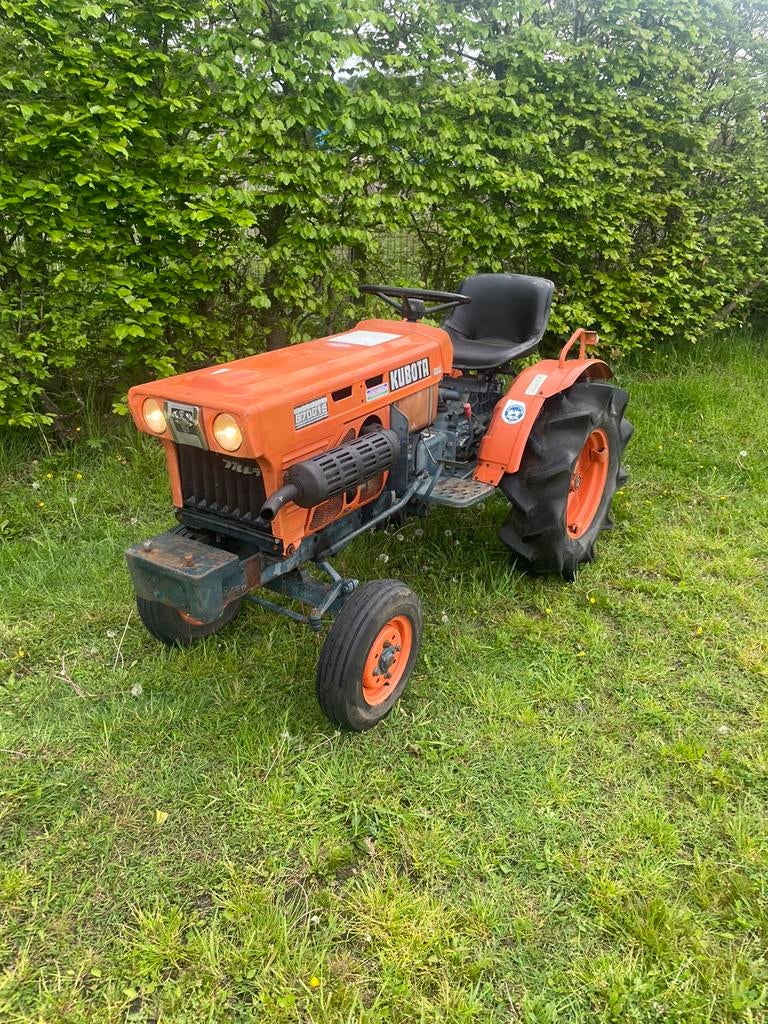 Kubota b7001 2wd minitractor, Ophalen
