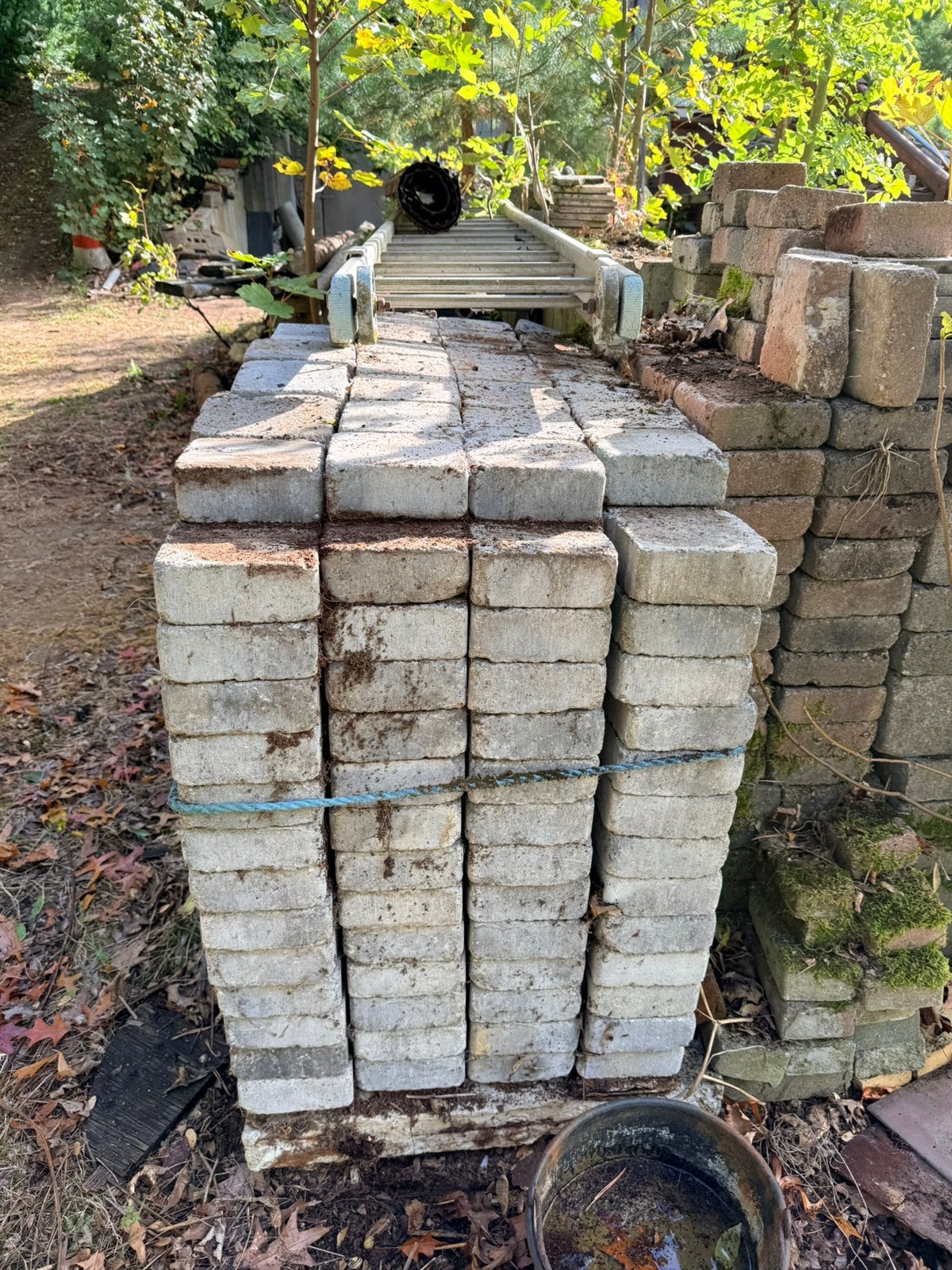 Lot klinkers 15x15, Ophalen, Zo goed als nieuw, Klinkers
