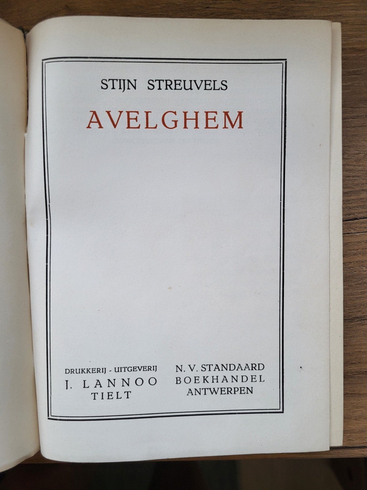 Stijn Streuvels - Avelghem - 1ste druk, Ophalen of Verzenden, Gelezen