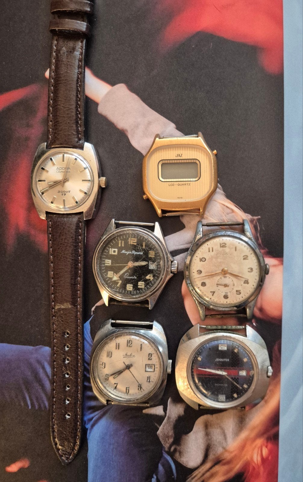 Lot de 6 montres vintage, collection Adora, Ambre, Jaz, Montre-bracelet, Autres marques, Enlèvement ou Envoi, Avec bracelet