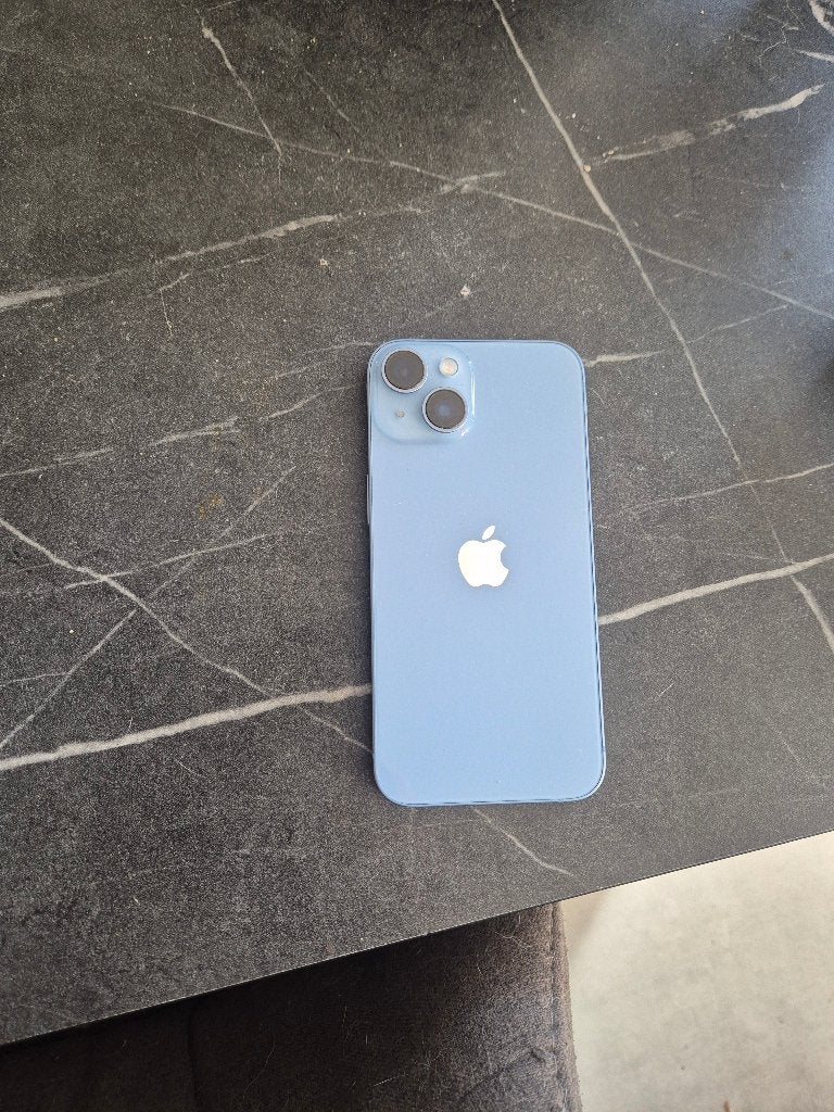 Iphone 14 licht blauw, Télécoms, Avec simlock (verrouillage SIM), 128 GB, Enlèvement ou Envoi, 77 %