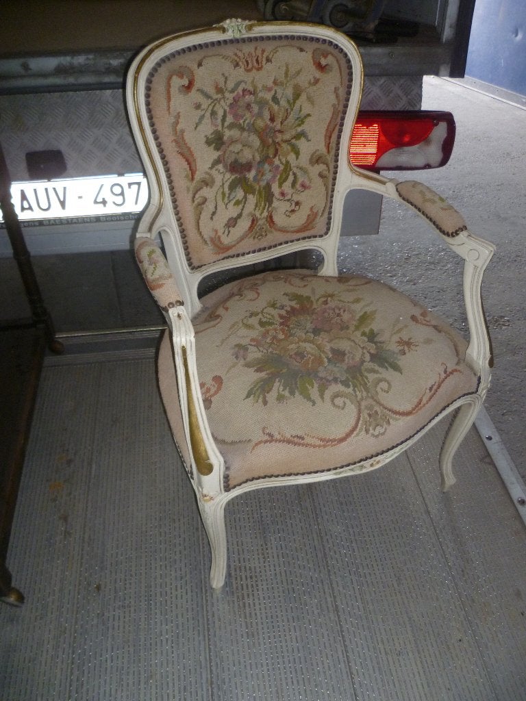 LOUIS XV ZETEL MET GOBELIN STOFFERING, Enlèvement