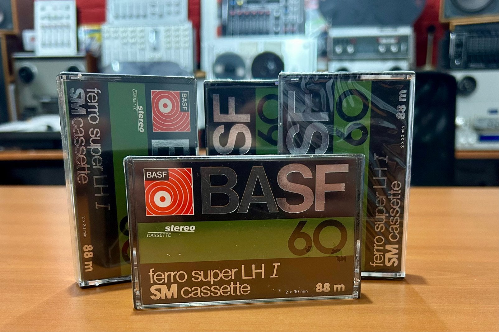 Cassette audio BASF ferro super LH I 60 – Neuve, Enlèvement ou Envoi, Neuf, dans son emballage