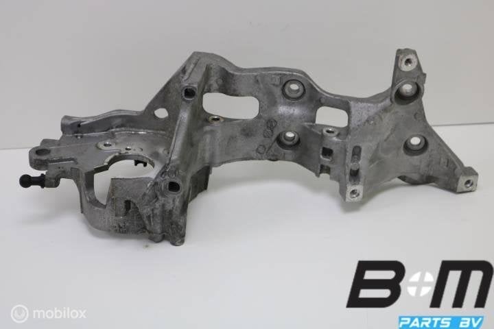 Steun voor dynamo en aircocompressor Audi A3 8V, Utilisé