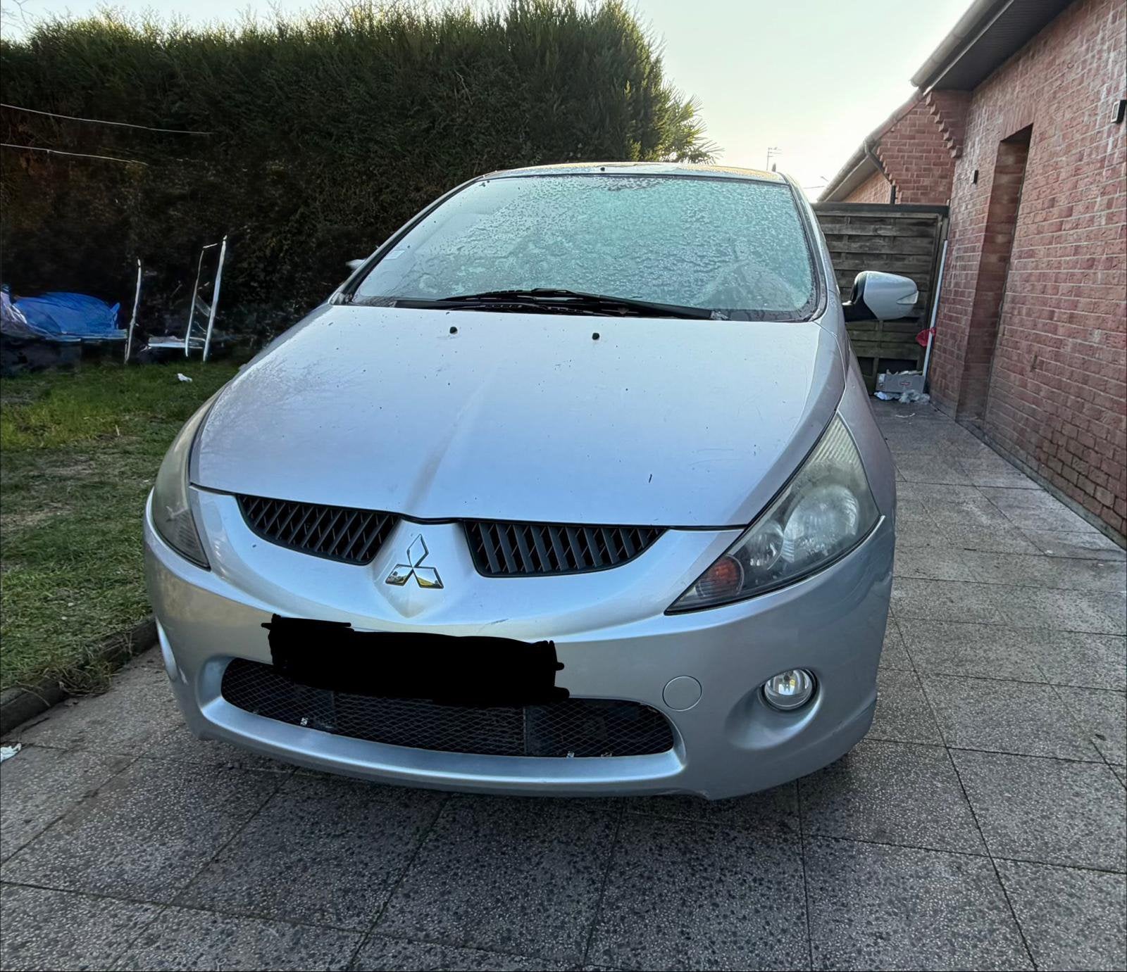 Mitsubishi grandis, Autos, Argent ou Gris, Achat, Boîte manuelle, 5 portes