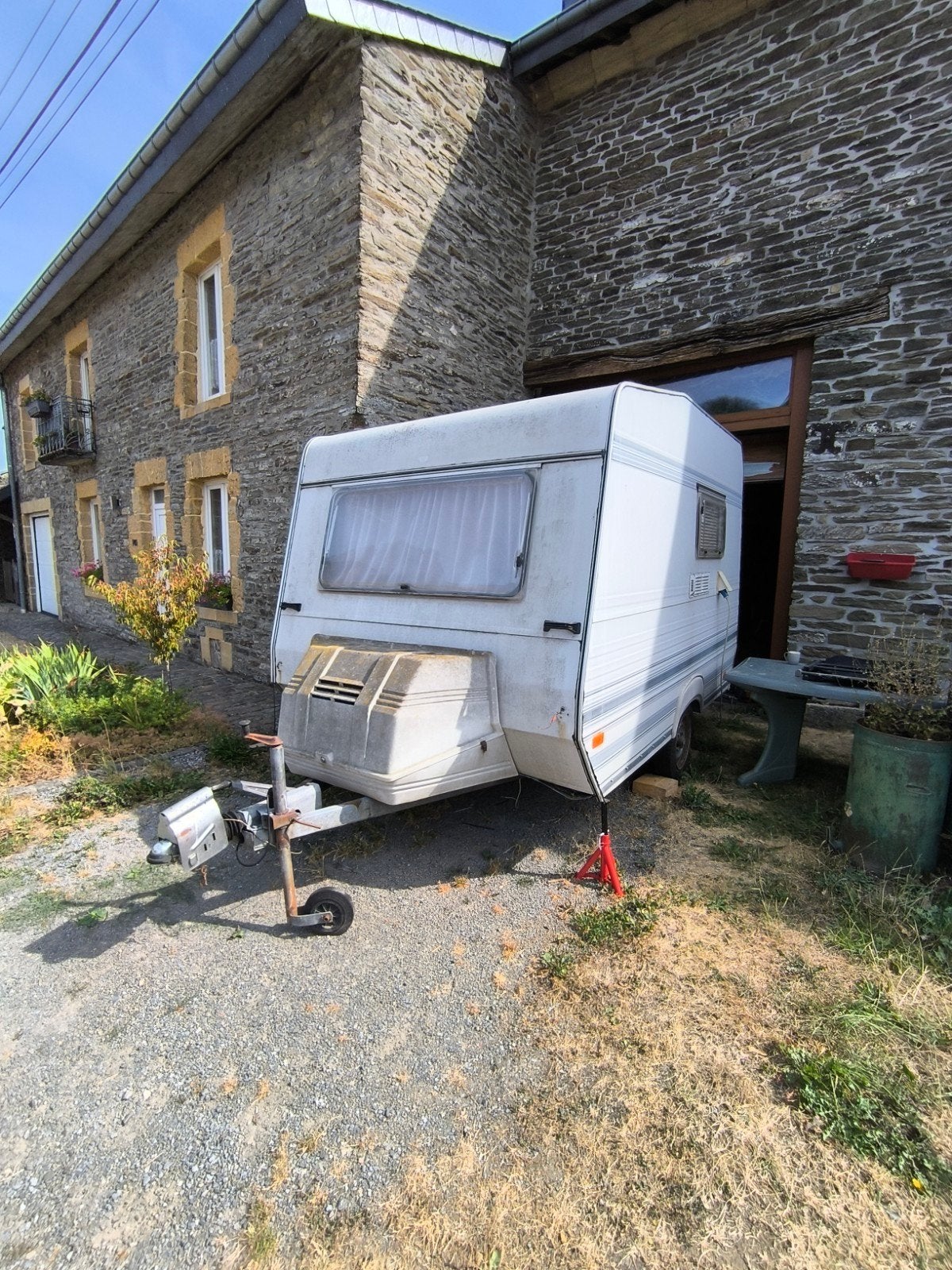 caravane - 750kg, Particulier