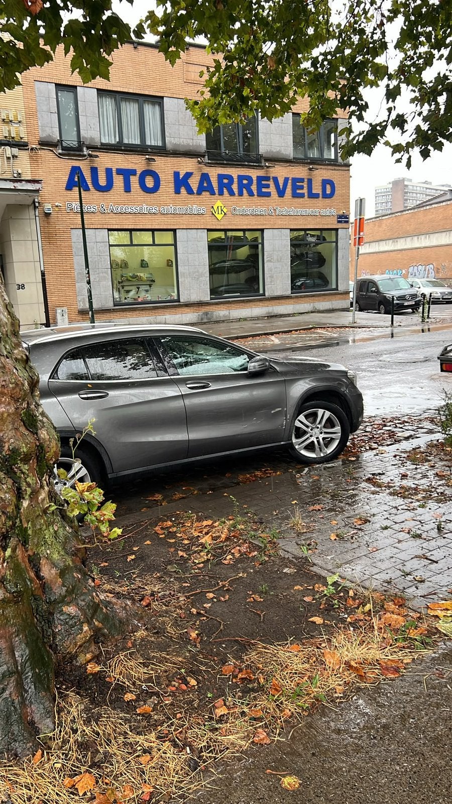 Mercedes GLA 200 D 4 matic ( ne roule plus), Autos, Particulier, GLA, Caméra, Achat