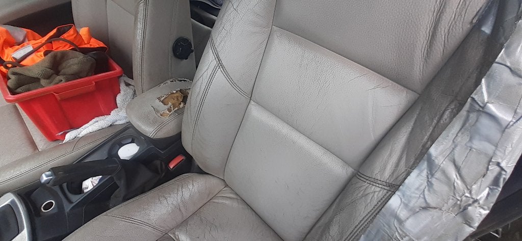 volvo C30 voor onderdelen, Auto's, Volvo, 4 zetels, 4 cilinders, Zwart, Leder