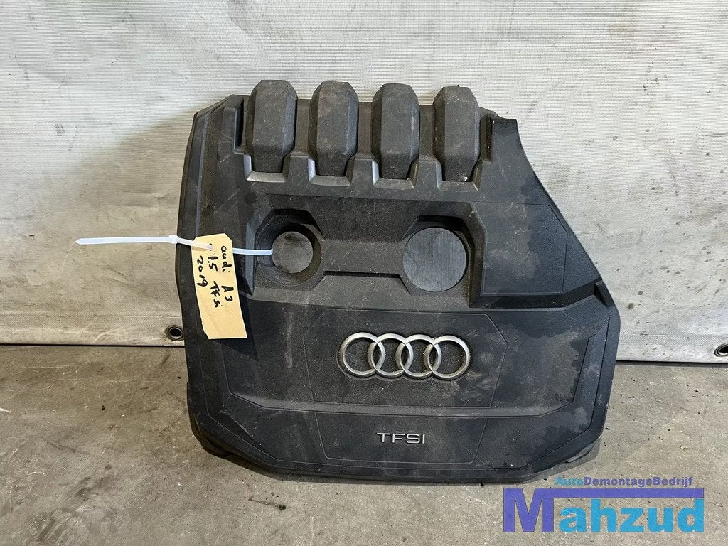 AUDI A3 8V 1.5 TFSI Motorplaat 2012-2020 05E103925L, Auto-onderdelen, Gebruikt, AUDI AG, Auto-Union-Strasse 1
85045  Ingolstadt, DE