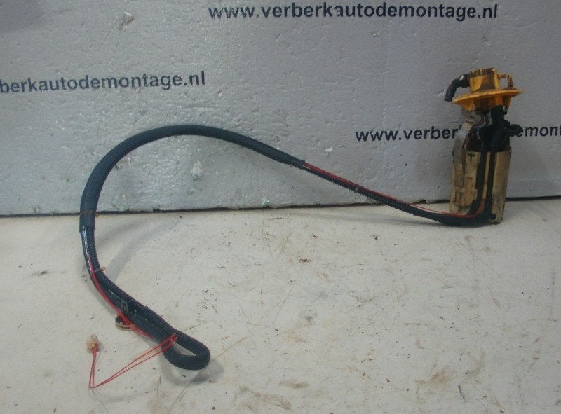 BRANDSTOFPOMP ELECT. Volvo XC70 (SZ) (306B-48-569), Gebruikt, Info@volvocars.com, Volvo, Volvo Car Germany GmbH