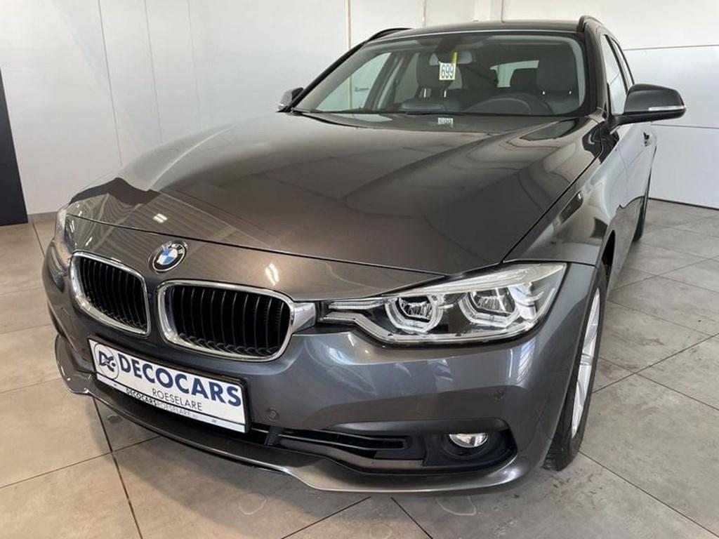 BMW Serie 3 Automaat / Leder / Navigatie / Camera /, Autos, BMW, 100 kW, Argent ou Gris, Achat, https://public.car-pass.be/vhr/6ff8393b-fd05-44d4-b8e2-a262fb6e9d31