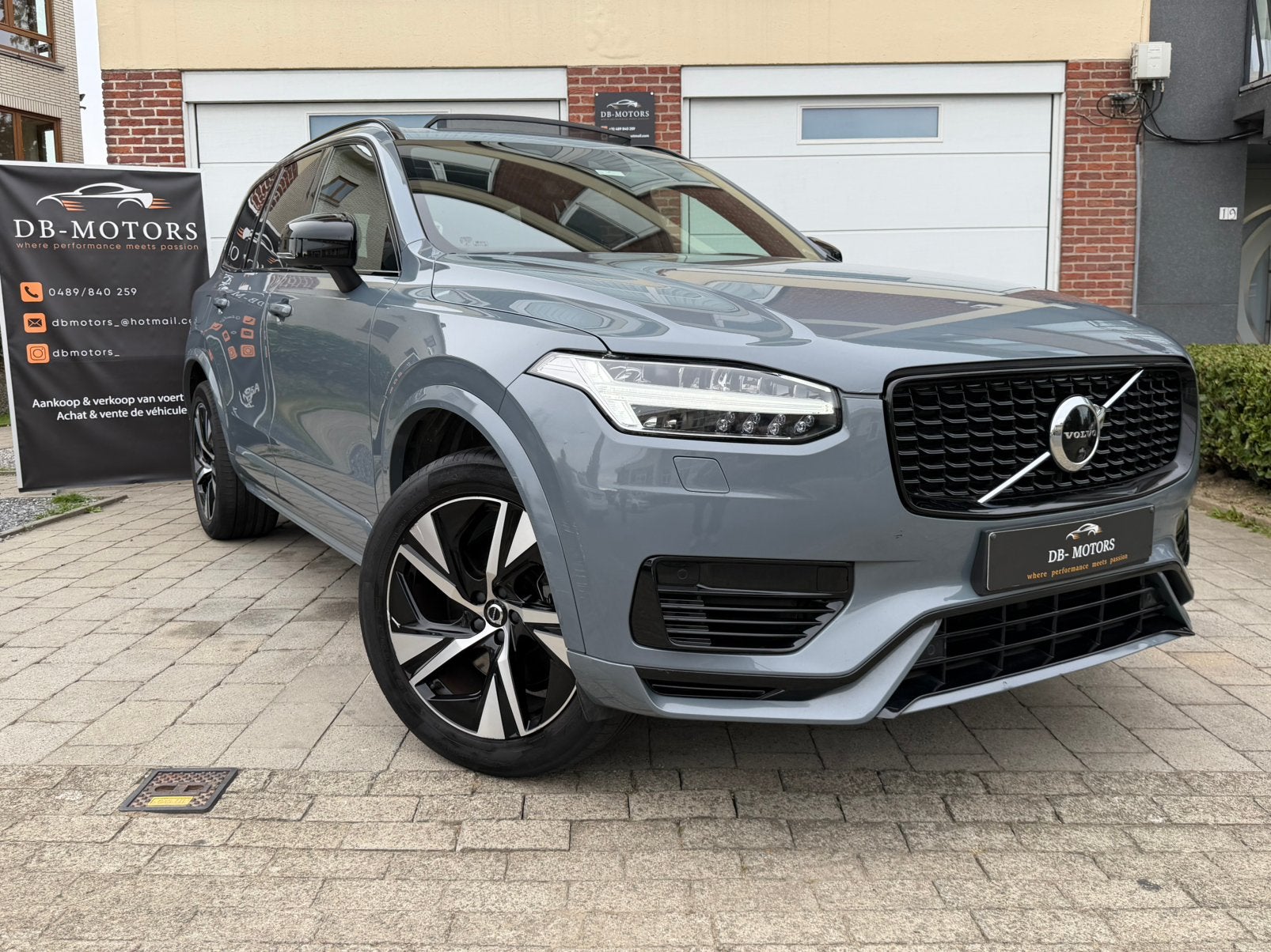 Volvo XC90 Recharge T8 AWD 7 zitplaatsen (310pk), Auto's, XC90, Euro 6, Leder, Bedrijf