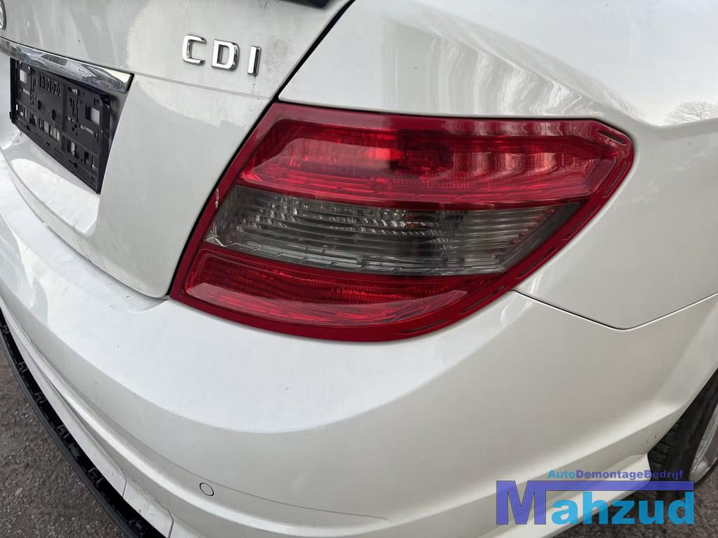 MERCEDES C KLASSE W204 rechts achterlicht 2007-2011, Auto-onderdelen, Verlichting, Gebruikt, Mercedes-Benz AG, Mercedes-Benz, Mercedesstrasse 120
70372  Stuttgart, DE
