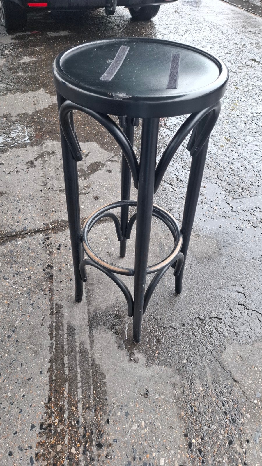 22 thonet cafe bistro krukken leuke partij bentwood horeca, Enlèvement ou Envoi, Utilisé, Bois, 60 à 90 cm
