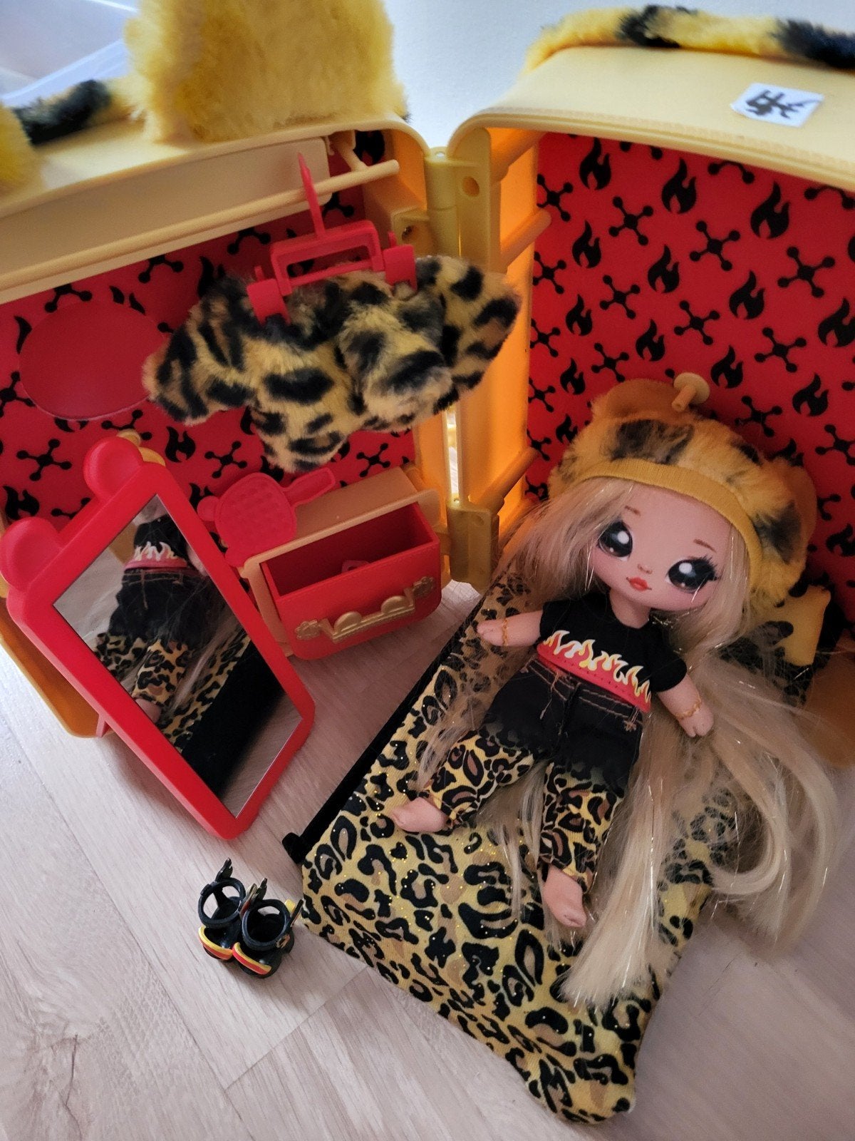 Na! Na! Na! Surprise 3-in-1 Backpack Bedroom, Ophalen, Pop