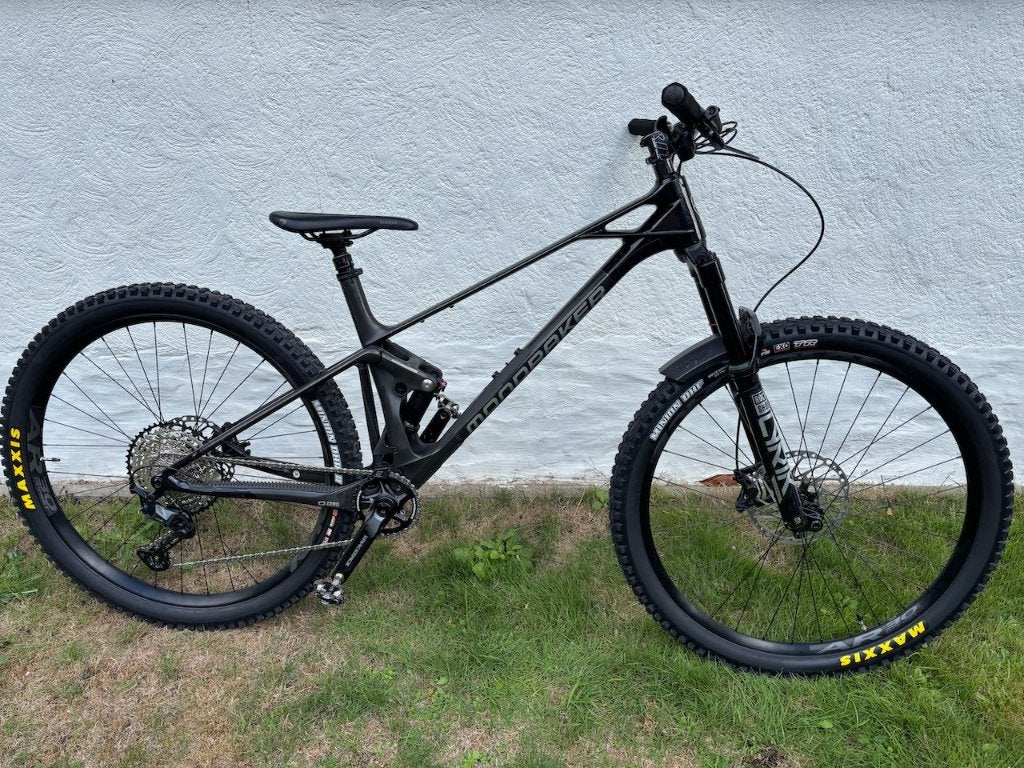 Mondraker Raze Carbon R - Large - 150/130mm trail mtb, 28 inch, Vering, 10 tot 15 versnellingen, Zo goed als nieuw