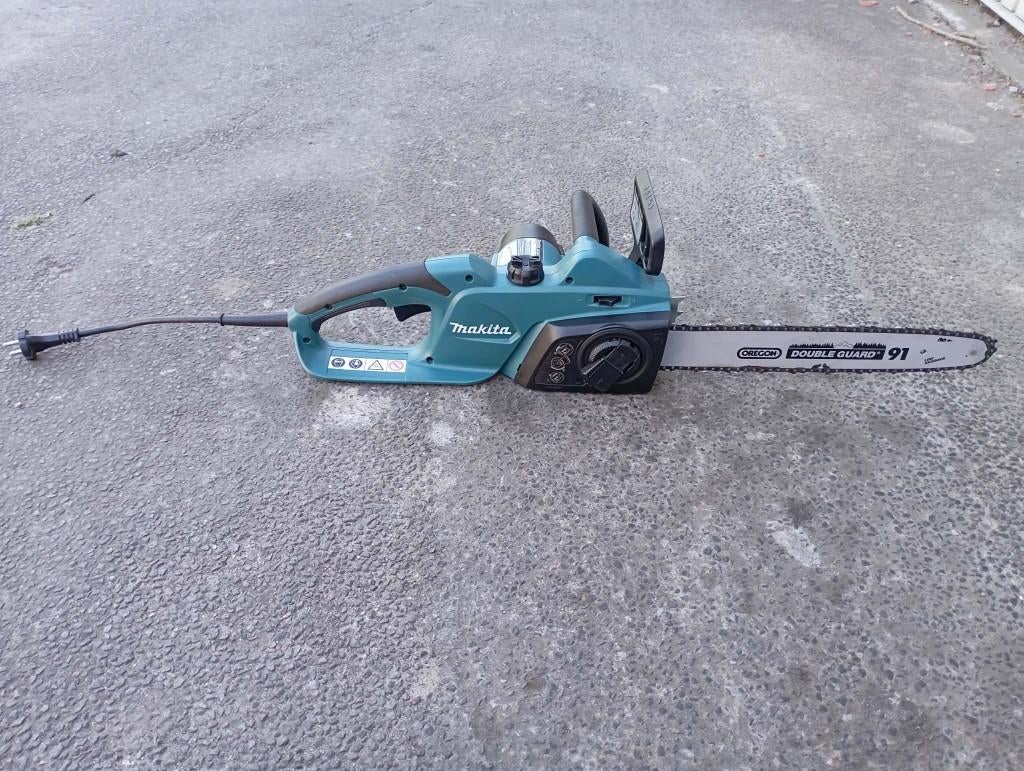 kettingzaag Makita UC 4041A, Ophalen, Zo goed als nieuw, Kettingzaag