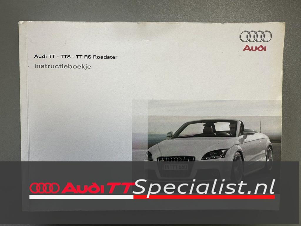 Instructieboekje orgineel NL Audi TT / TTS / TT RS MK2 8J, Ophalen of Verzenden, Zo goed als nieuw