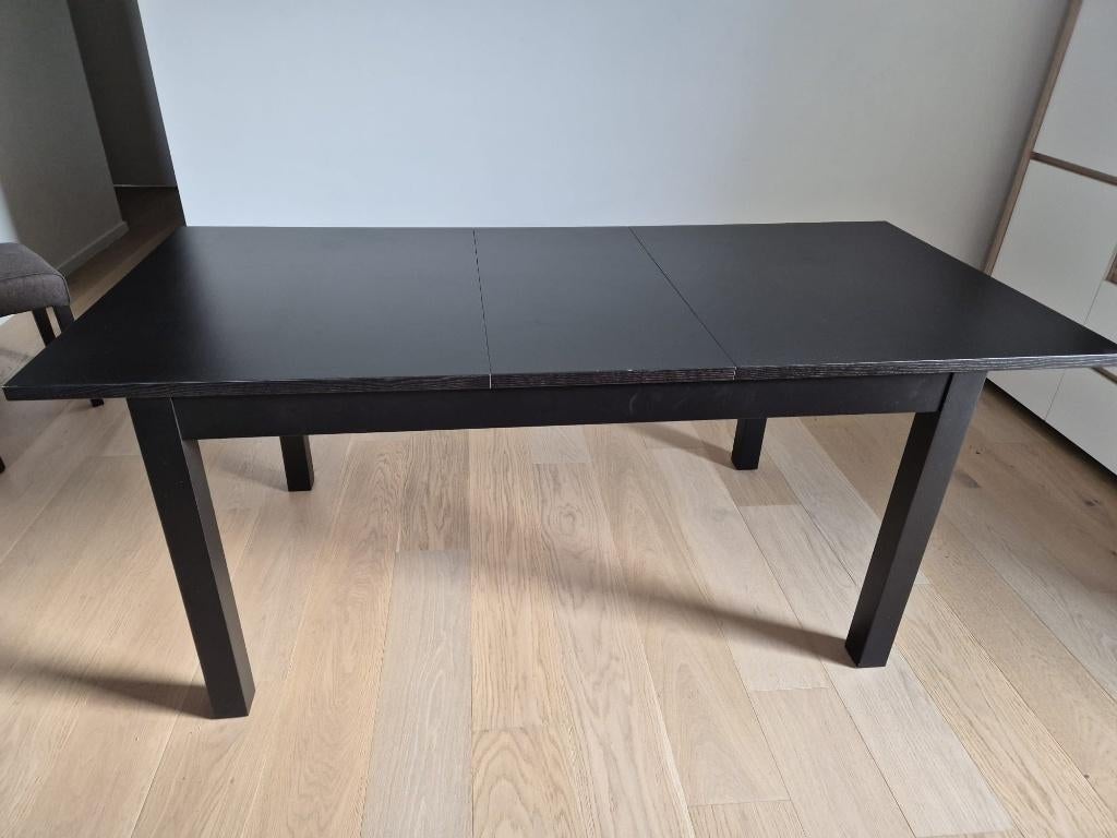 Table de salle à manger Ikea - Noire, Maison & Meubles, Tables | Tables à manger, 150 à 200 cm, Cinq personnes ou plus, In lengte verstelbare Ikea Eettafel