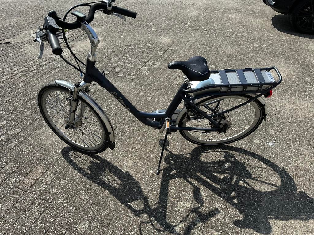 Elektrische damesfiets 26 inch, Ophalen, Zo goed als nieuw
