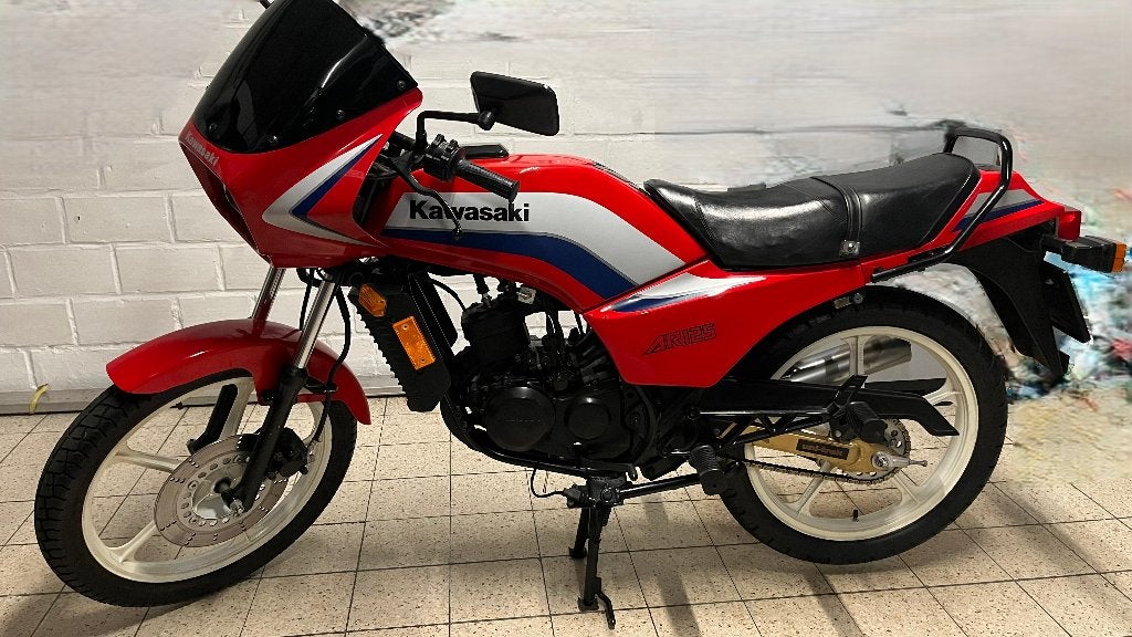 Kawasaki AR50, AR 80 et AR 125 immatriculées MOTO, Motos, Tourisme, Occasion, Permis Moto A1 minimum, Particulier