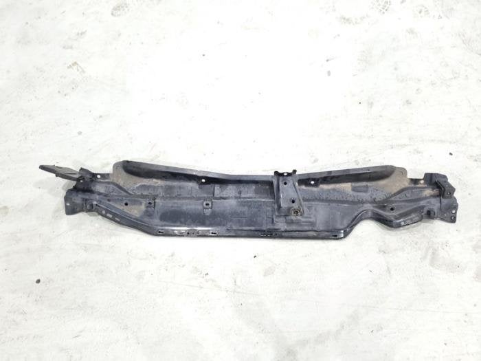 Barre transversale avant d'un Toyota Avensis, -, 3 mois de garantie, Toyota, Utilisé