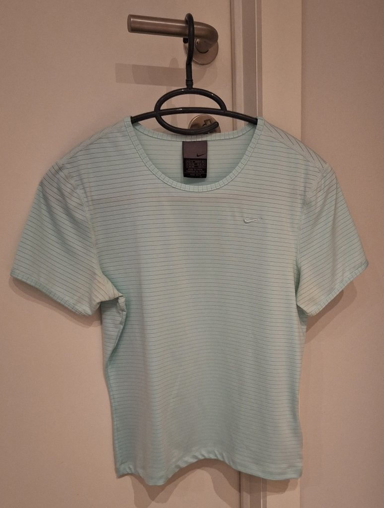 Tenniskleding, bloesje, Nike (Dri-Fit), maat S, watergroen, Vêtements | Femmes, Vêtements de sport, Enlèvement ou Envoi, Taille 36 (S)