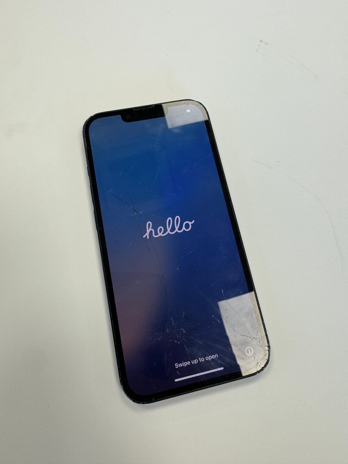 iPhone 13 te herstellen, Ophalen, Zo goed als nieuw, IPhone 13, Glas