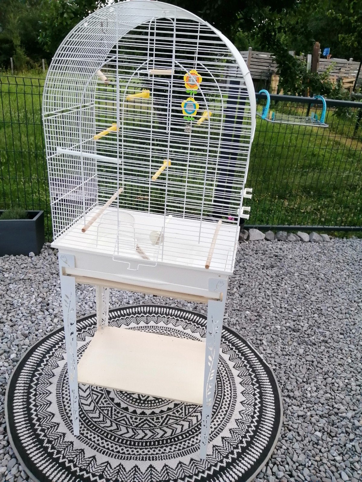 Cage +table ensemble, Enlèvement