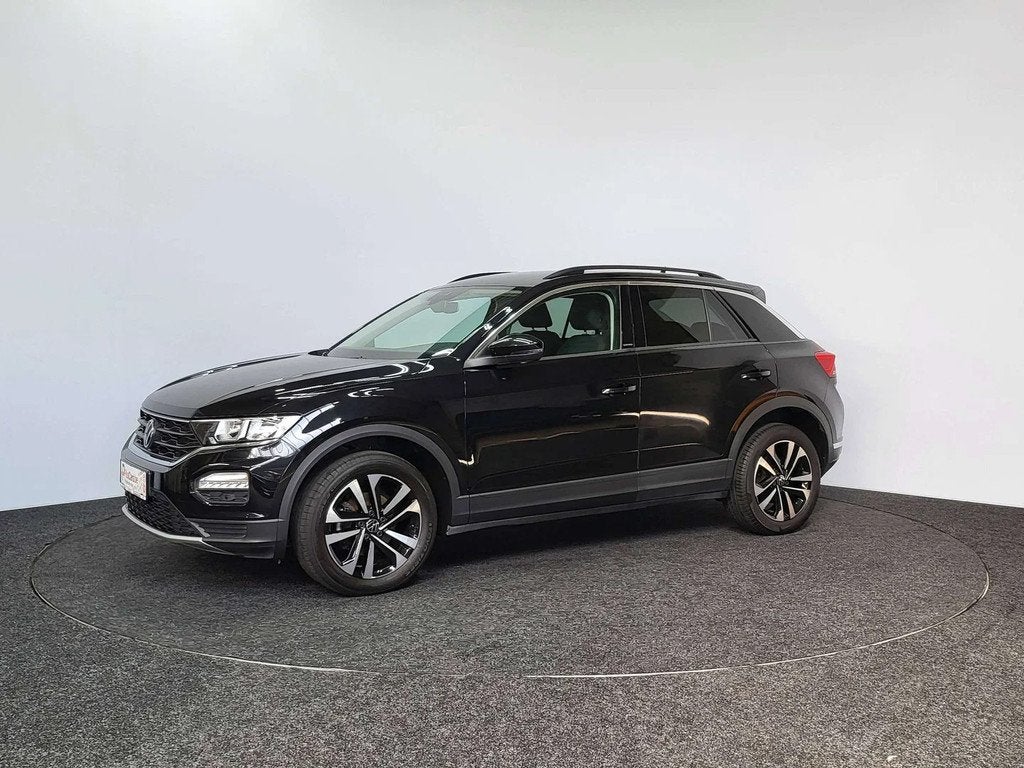 Volkswagen T-Roc 1.5 TSI | United | 2021 | 110.598 km | DAB, Stof, 4 cilinders, Bedrijf, 5 deurs