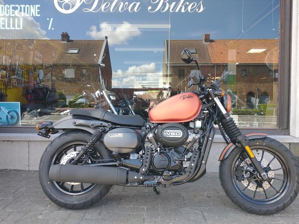 Hyosung GV125S bobber NIEUW, Motoren, 2 cilinders, Nieuw, Chopper, Bedrijf