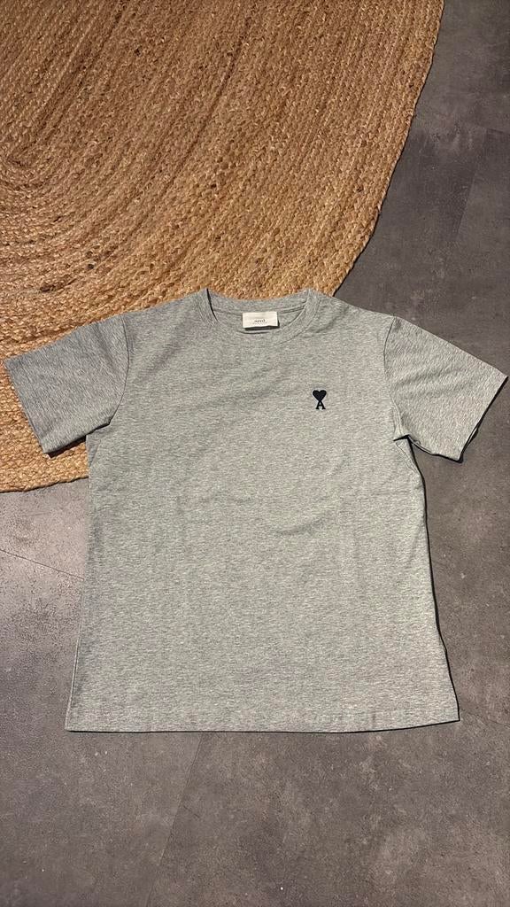 Ami Paris T-shirt L, Kleding | Dames, Maat 42/44 (L), Ophalen of Verzenden, Zo goed als nieuw, Korte mouw