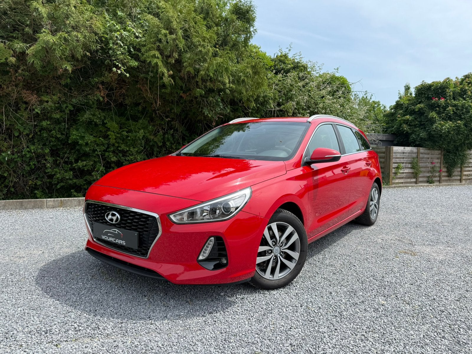 Hyundai i30 SW 1.6 CRDi * GPS * CAMERA * EURO 6, Auto's, Hyundai, Voorwielaandrijving, Euro 6, 4 cilinders, https://public.car-pass.be/vhr/a293b340-3494-4e41-8579-06e83466c9b5
