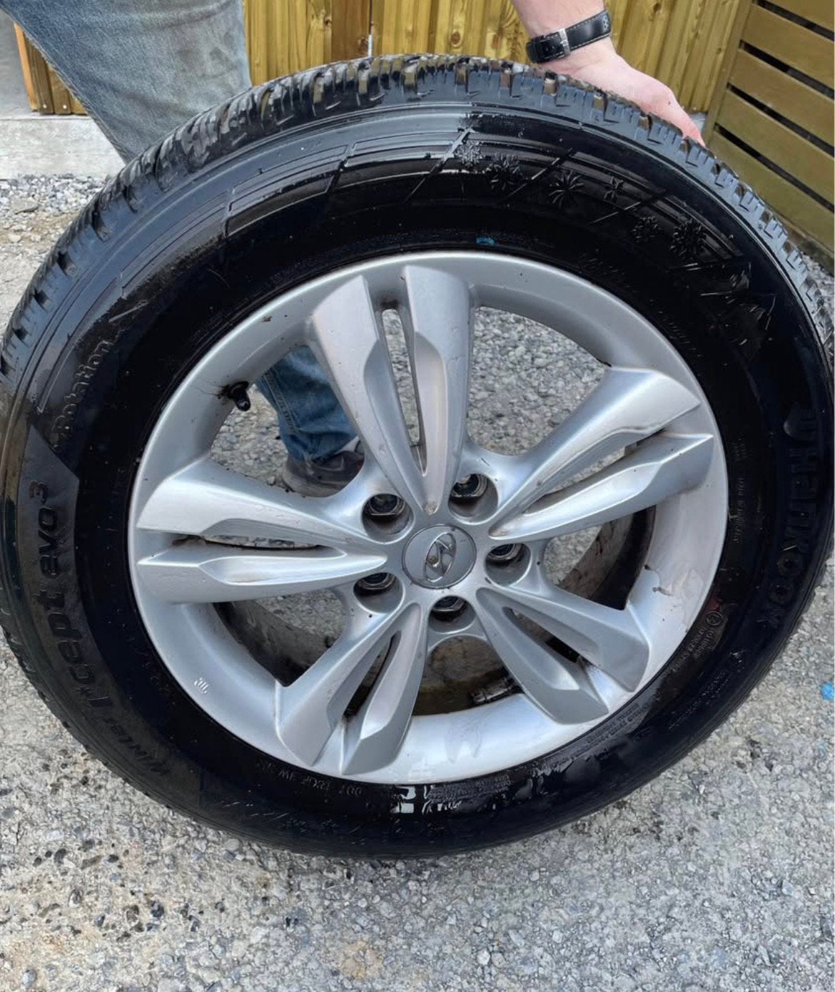 Lot de 4 pneus hiver Hankook Hyundai Tucson jantes alu, Enlèvement, Pneus hiver, Pneu(s)
