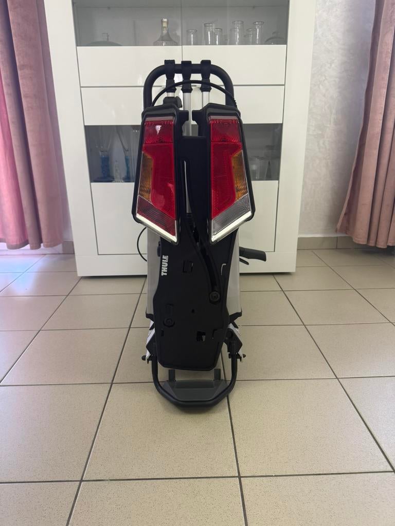 Thule easyfold XT3 934 fietshouder, Ophalen, Zo goed als nieuw