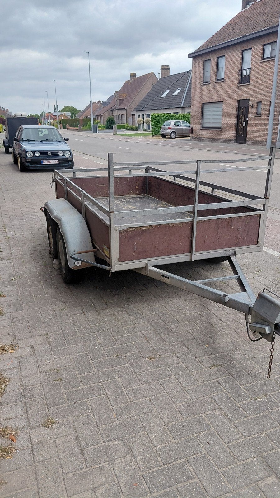 Verkocht, Enlèvement, Utilisé
