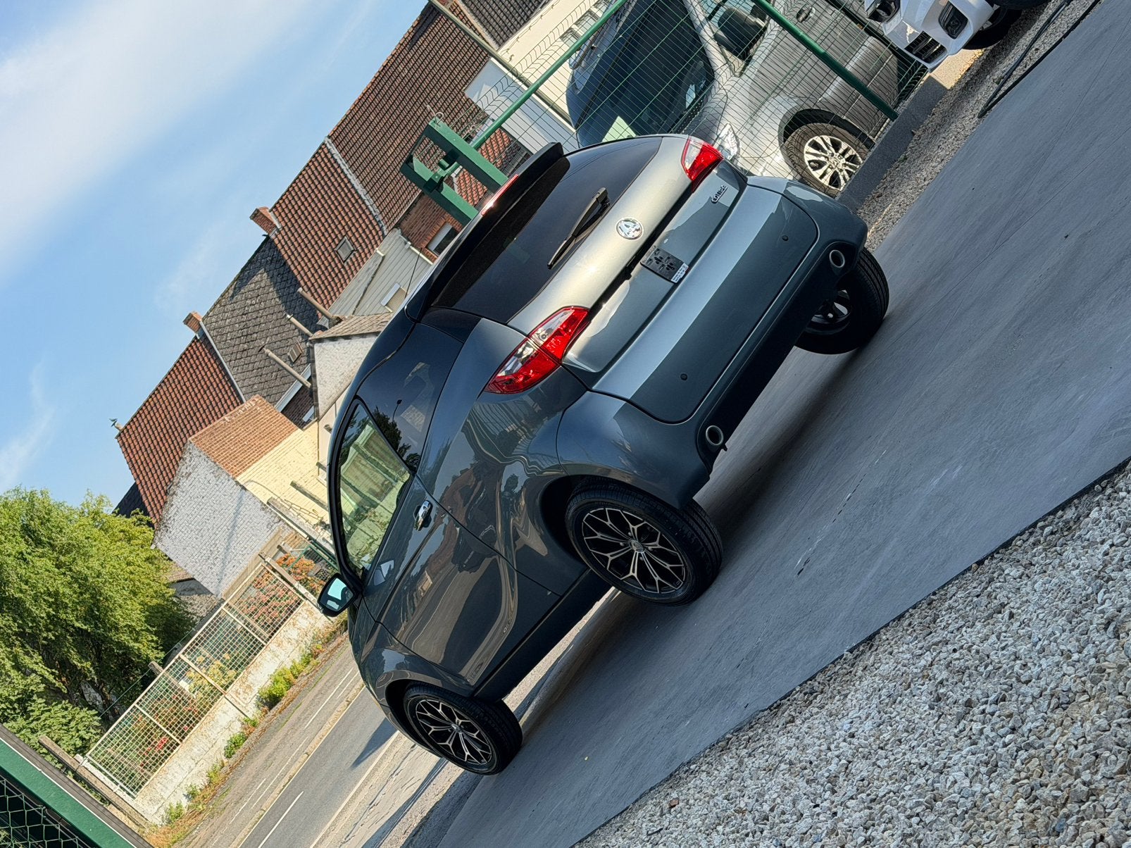 zeer mooie aixam coupe premium, Auto's, Aixam, Leder, Diesel, 6 kW, Zilver of Grijs