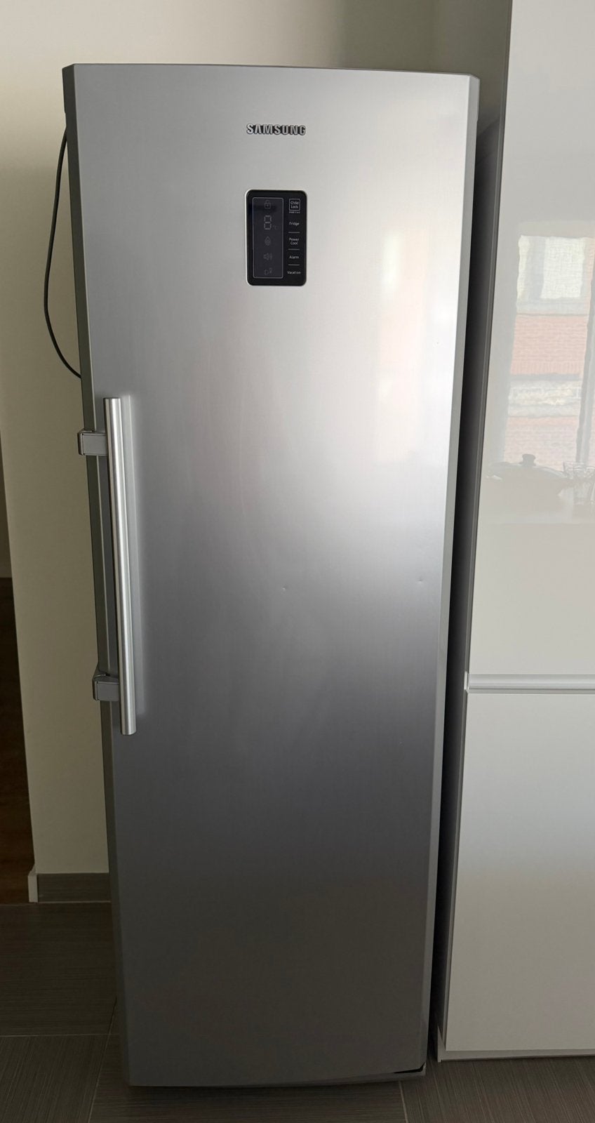 Réfrigérateur Samsung 180 cm, Classe énergétique A ou plus économe, 160 cm ou plus, Sans bac à congélation, Enlèvement