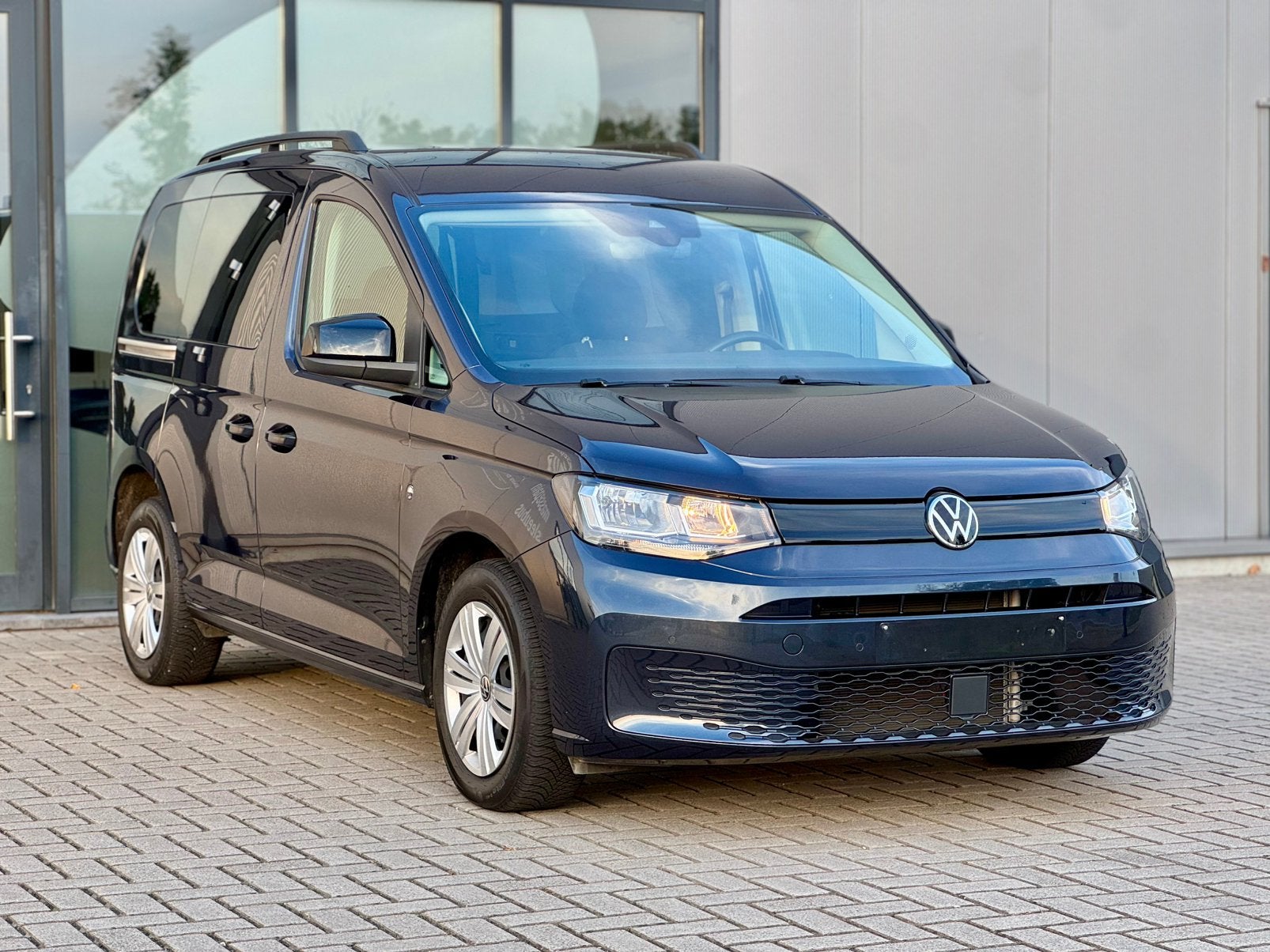 VW CADDY /TPMR/AUTOMATIQUE/24000KM, Achat, Noir, 5 portes, 5 places