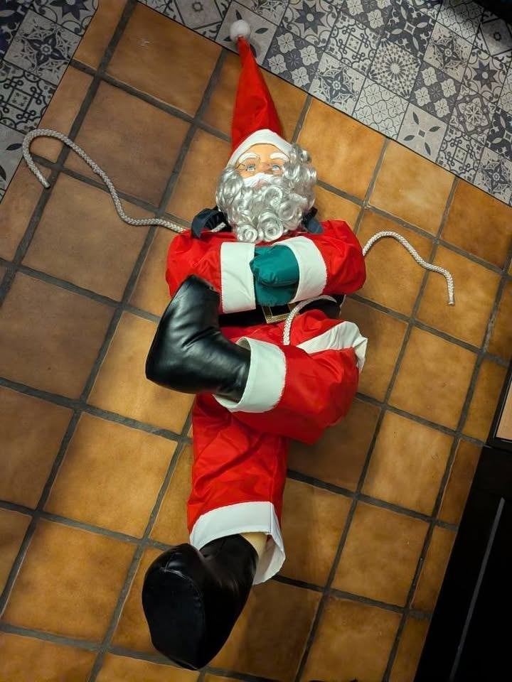 Grote kerstman voor buiten om op te hangen, Diversen, Ophalen, Zo goed als nieuw