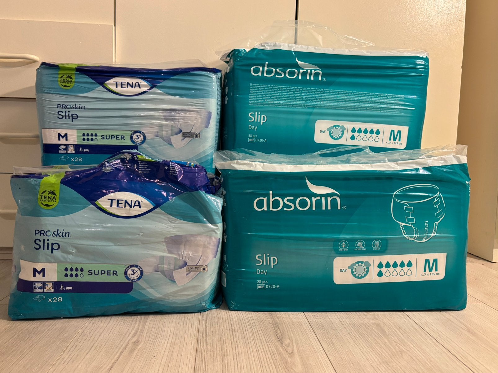 TENA Luiers + Absorin Luiers - Maat M, Diversen, Ophalen, Nieuw