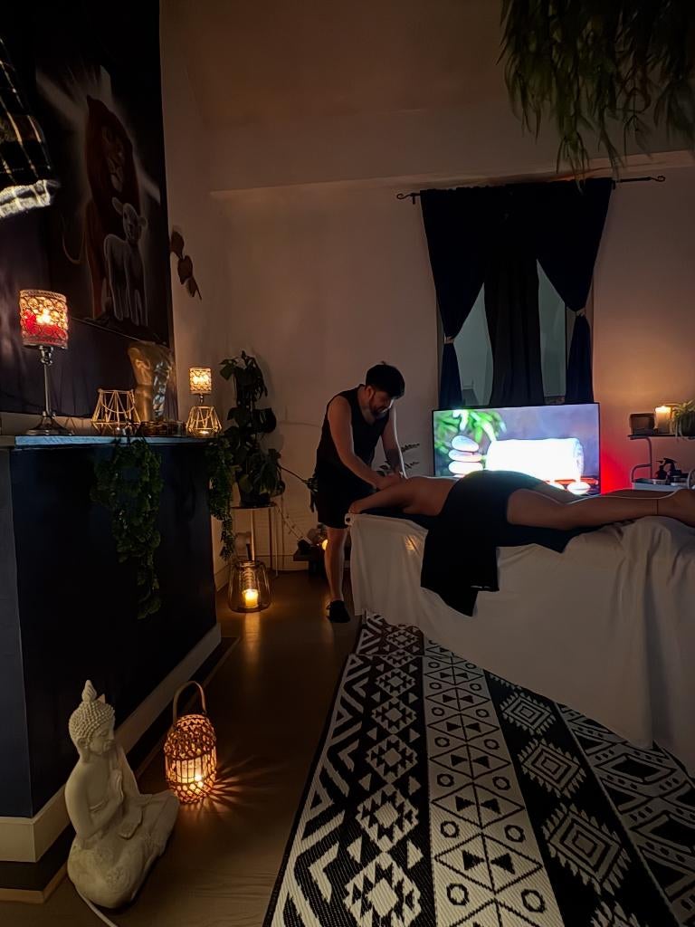 Détente, attention et expérience unique pour les hommes., Services & Professionnels, Bien-être | Masseurs & Salons de massage