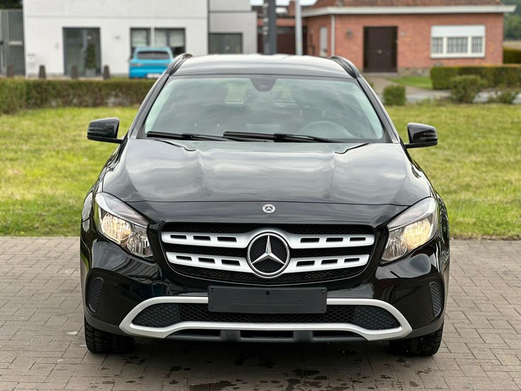 Le moteur Mercedes Gla200 fait du bruit, Euro 5, Achat, 4 portes, Entreprise