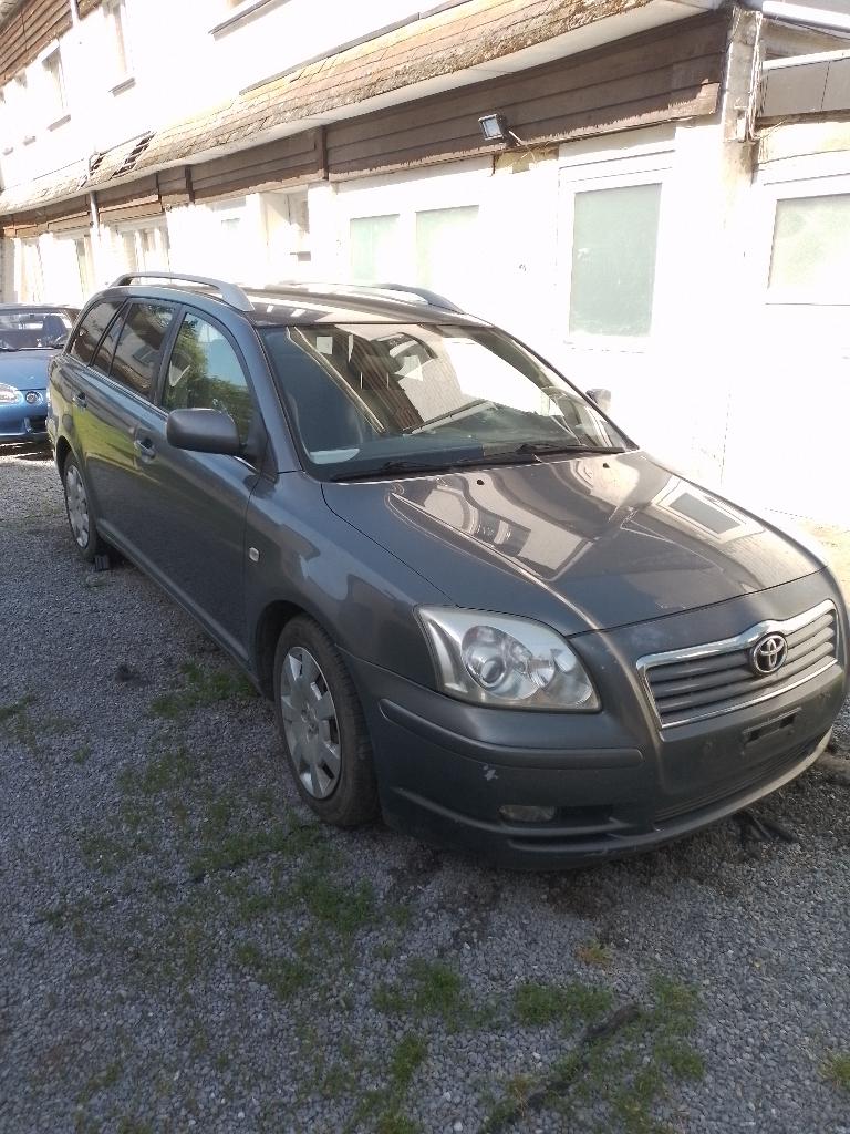 TOYOTA AVENSIS BREAK 2004 EMBRAYAGE HS, Cuir, Argent ou Gris, Avensis, Beige