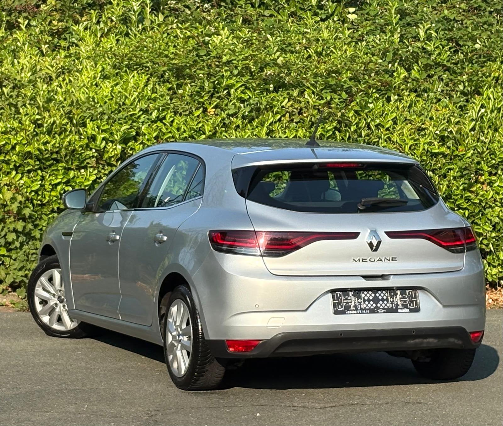 Renault Mégane 1.5 Diesel 2021 Euro 6d 109.000km LED Jantes, Achat, Euro 6, Entreprise, https://public.car-pass.be/vhr/b4fedce2-7b59-47c0-88cc-8b1197fcdc4a