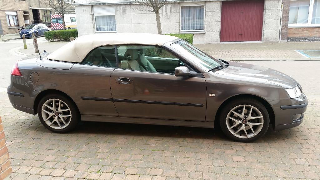 Saab, Autos, Saab, Cuir, Achat, Cabriolet, Entretenue par le concessionnaire