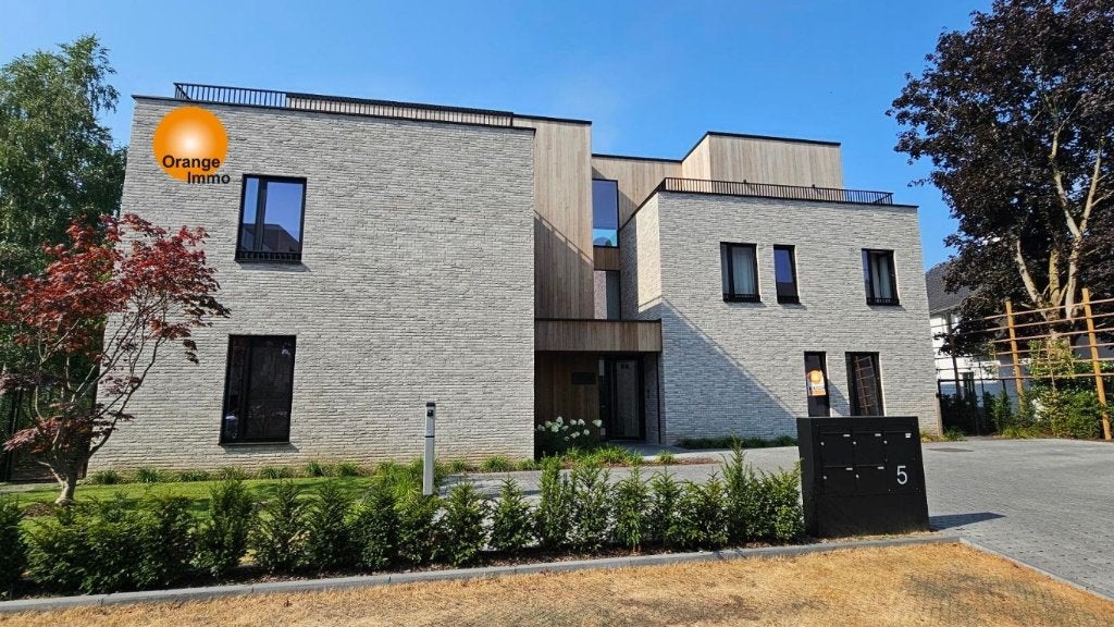 Luxe gelijkvloers appartement met zonnig terras en tuin., 116 m², Maasmechelen, Jusqu'à 200 m², 2 pièces